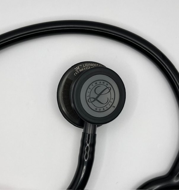 MIS-ENGRAVED 5811 3M Littmann Classic III Monitoring Stethoscope, Black and Smoke (27″), 5811-MIS1 - Image 2