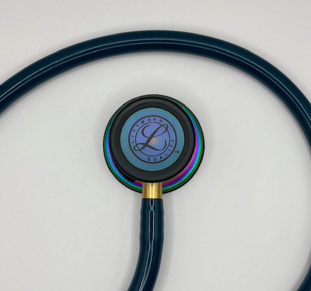 MIS-ENGRAVED 5807 3M Littmann Classic III Monitoring Stethoscope, Caribbean Blue and Rainbow (27″), 5807-MIS2