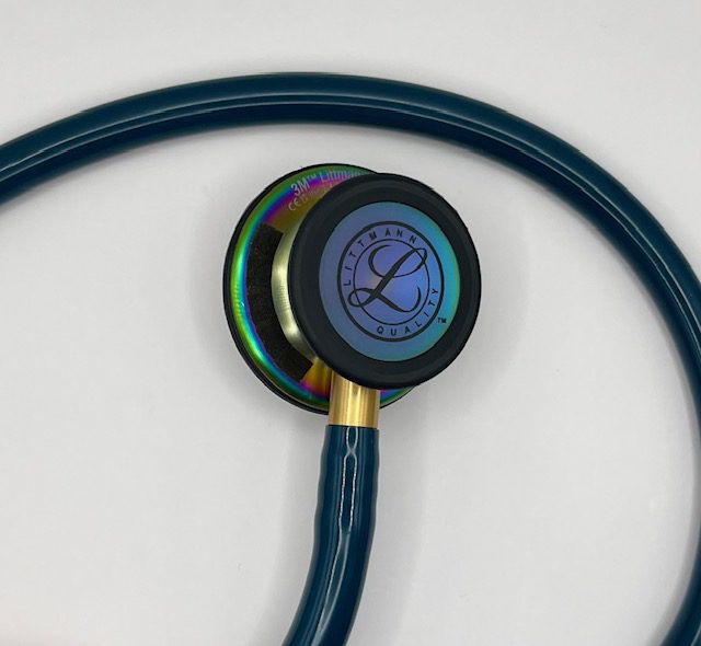 MIS-ENGRAVED 5807 3M Littmann Classic III Monitoring Stethoscope, Caribbean Blue and Rainbow (27″), 5807-MIS2 - Image 2